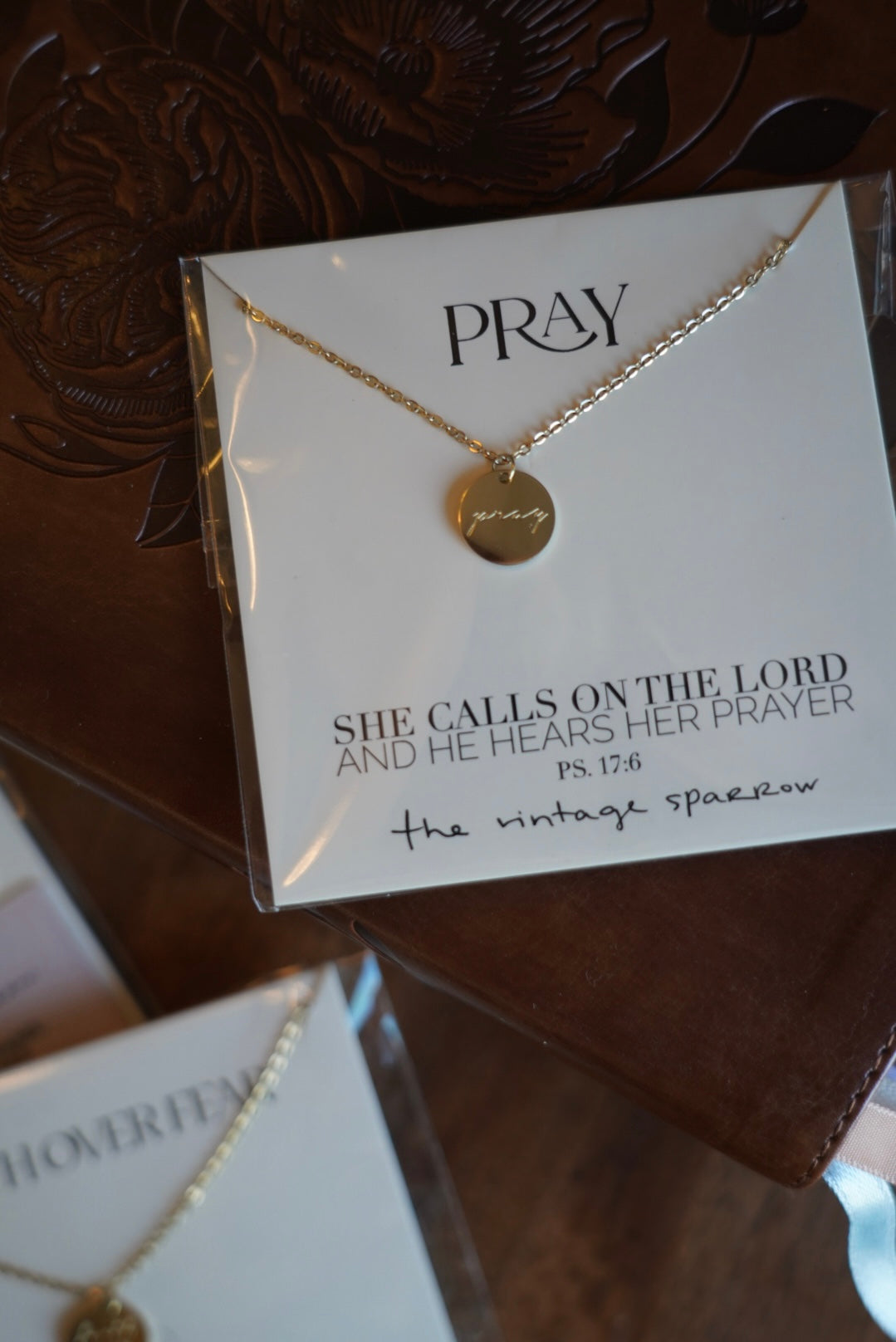 Pray Pendant: 14K Shiny Script